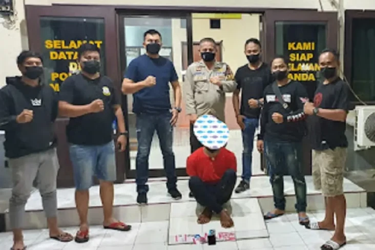 Baru Bebas, Residivis...