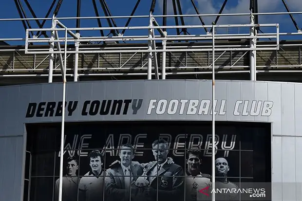 Mantan Pemilik Newcastle...