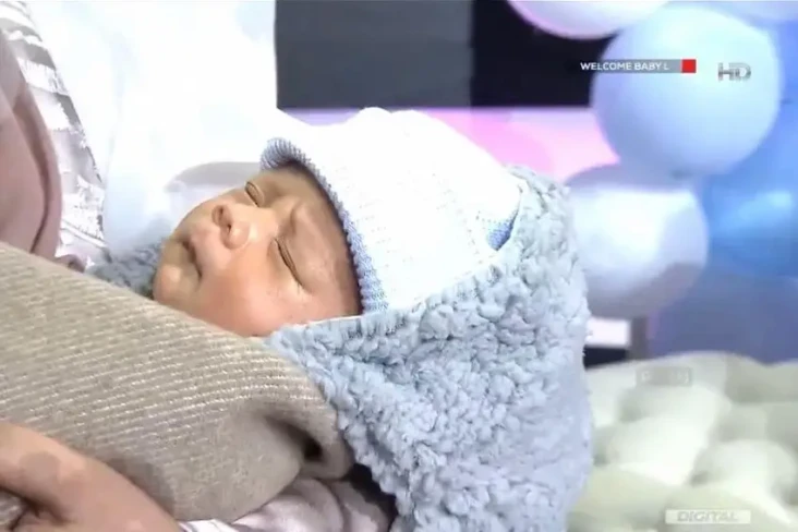 Ini Potret Wajah Baby...