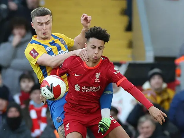 Hasil Liverpool vs Shrewsbury...