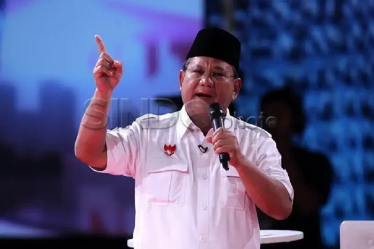 Survei: Prabowo Paling...