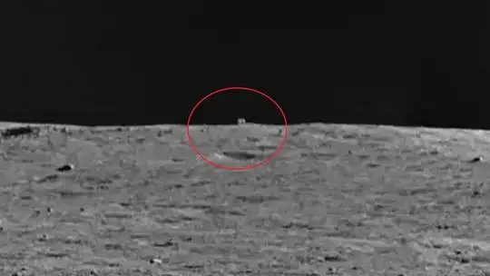 Benda Misterius di Sisi...