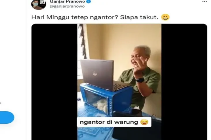 Gaya Ganjar Ngantor...