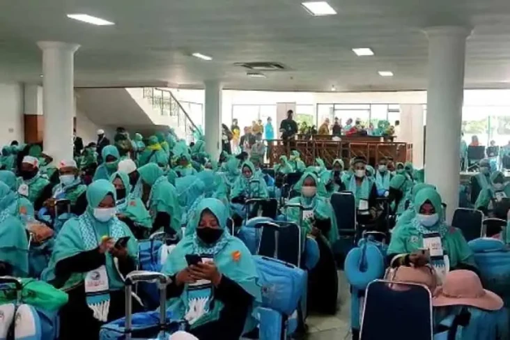 Biaya Umrah Rp35 Juta...