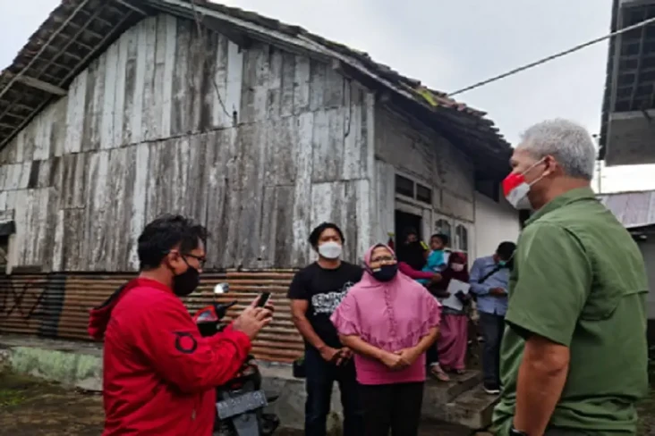 Pakai Uang Pribadi,...