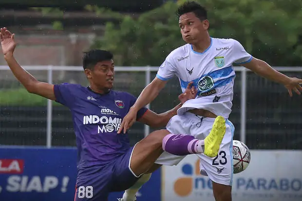 Hasil Liga 1 2021/2022:...