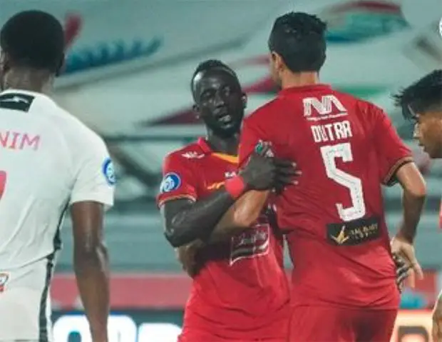 Hasil Persija vs Persipura:...