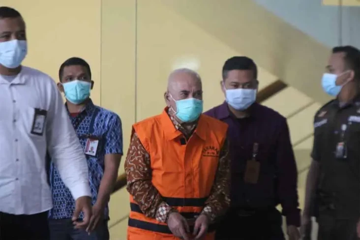 KPK Perpanjang Penahanan...