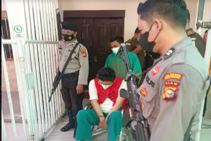 Mangkir 4 Kali, Terdakwa...