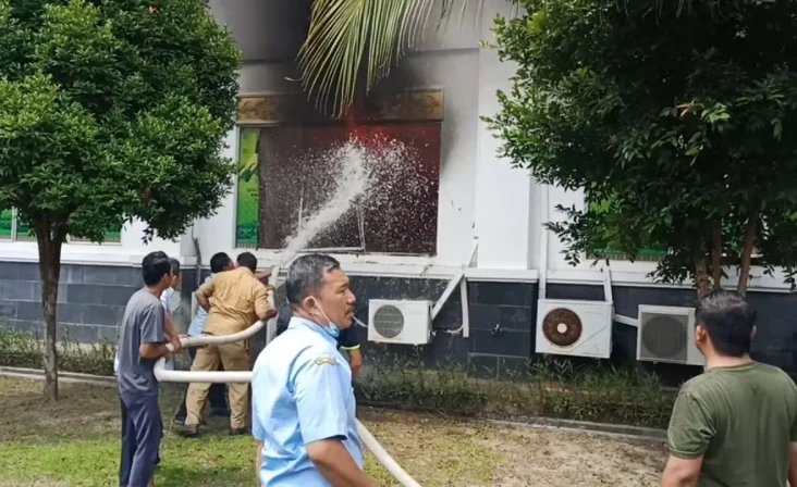 Ruangan Fraksi Hanura...