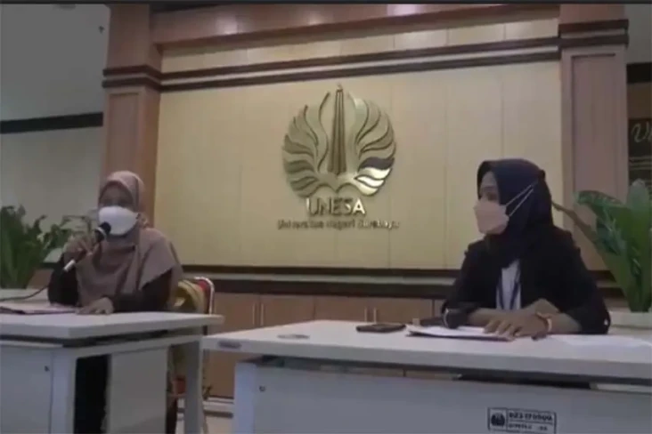 Oknum Dosen Hukum Unesa...