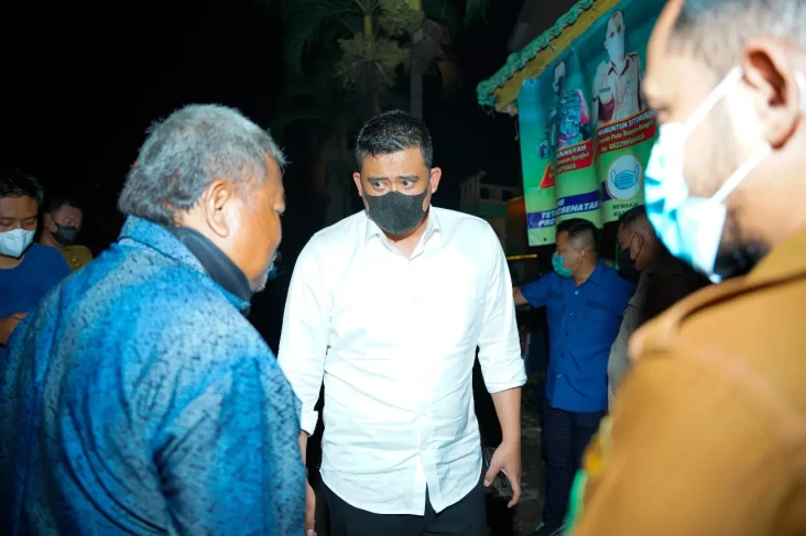 Bobby Nasution Copot...