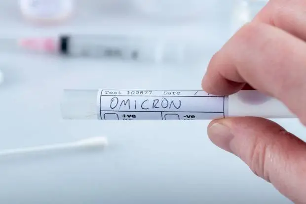Kenaikan Kasus Omicron...