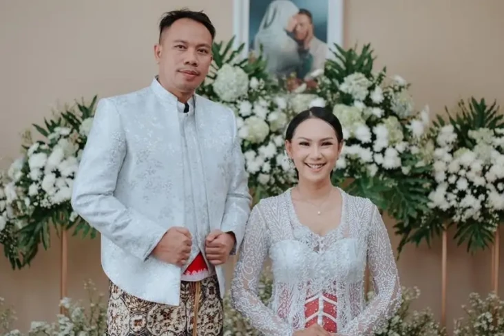 5 Fakta Perceraian Vicky...