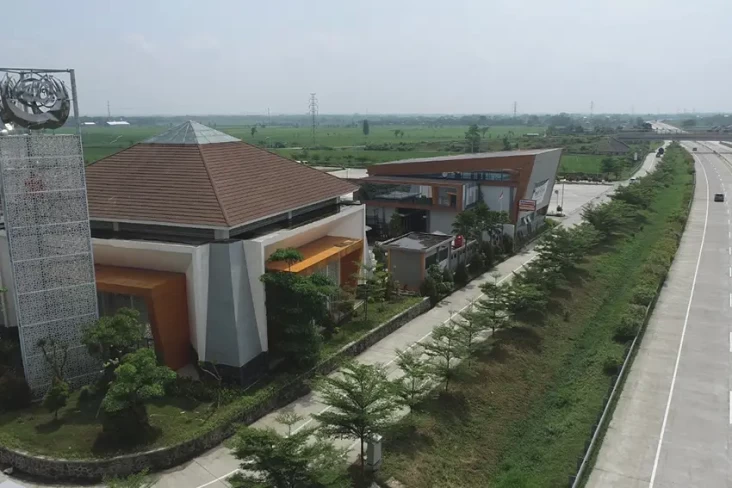 Rest Area Akan Dilengkapi...