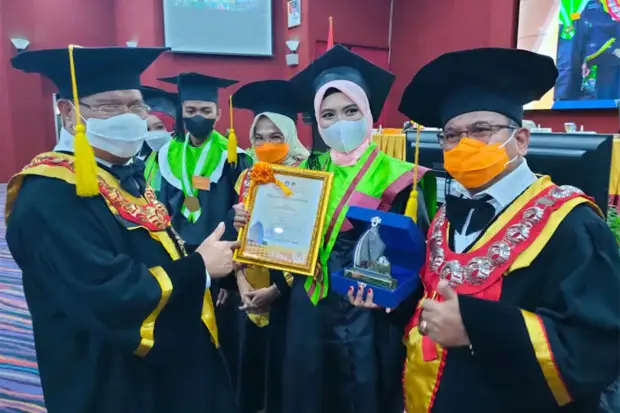 Prof Husain Syam Minta...