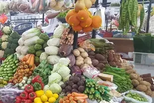 Selain Lebih Dekat,...