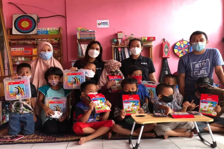 MNC Peduli Berikan Peralatan...