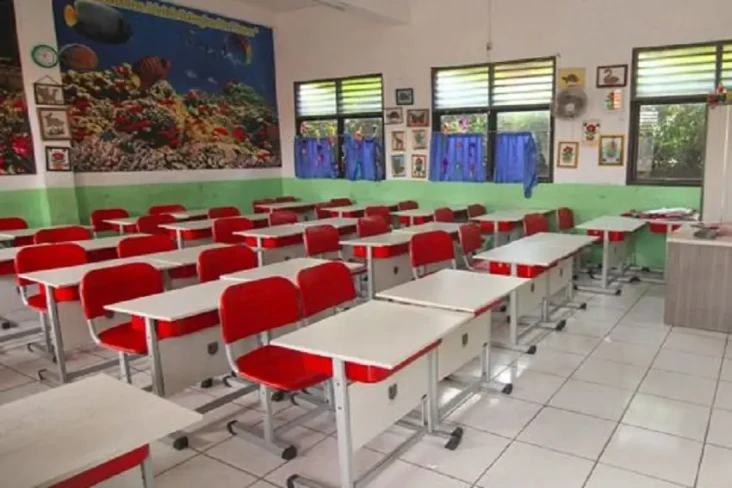 Guru dan Siswa Terpapar...