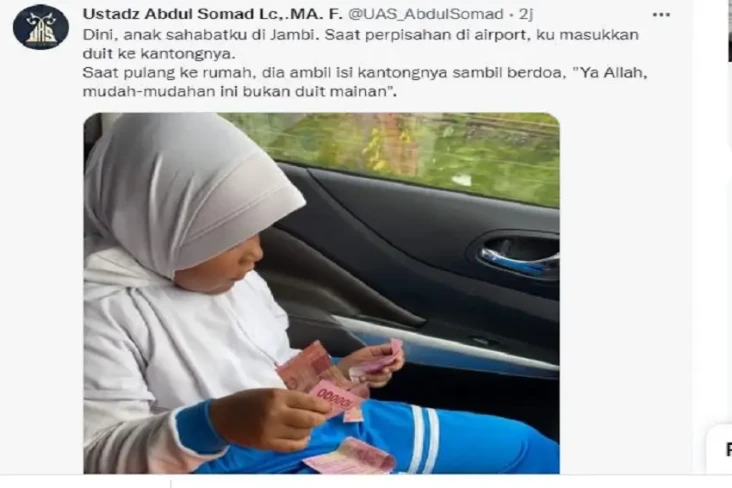 Diberi Uang Ratusan...