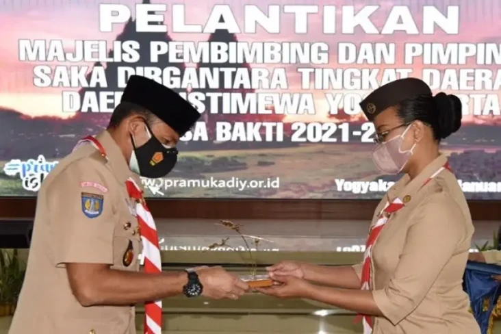 GKR Mangkubumi Lantik...