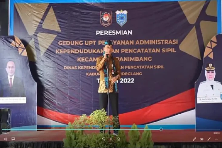 Diguncang Gempa saat...