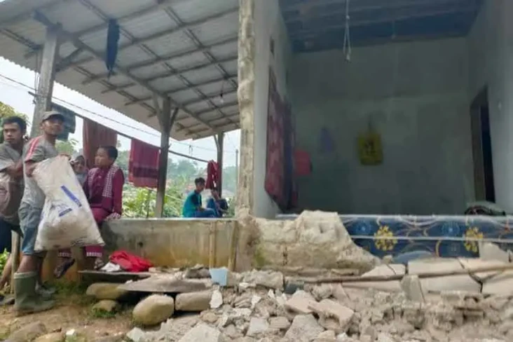Efek Gempa Banten, 2...