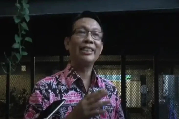 Beri Bantuan kepada...