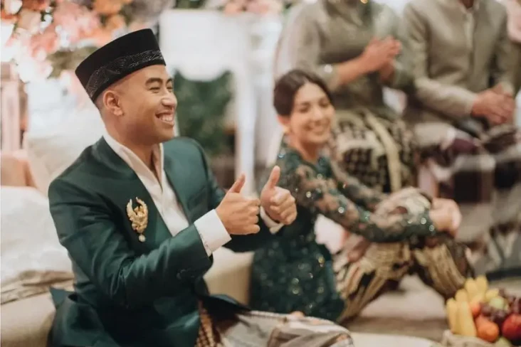 Pakai Mata Uang Asing,...