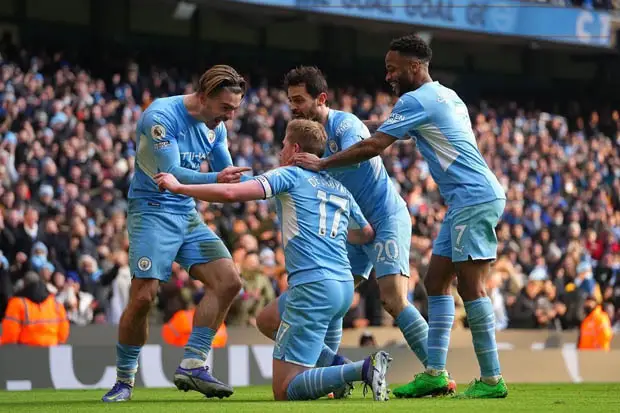Unggul 13 Poin, Pep...