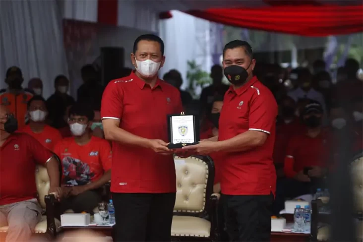 Bamsoet Colek Ketua...