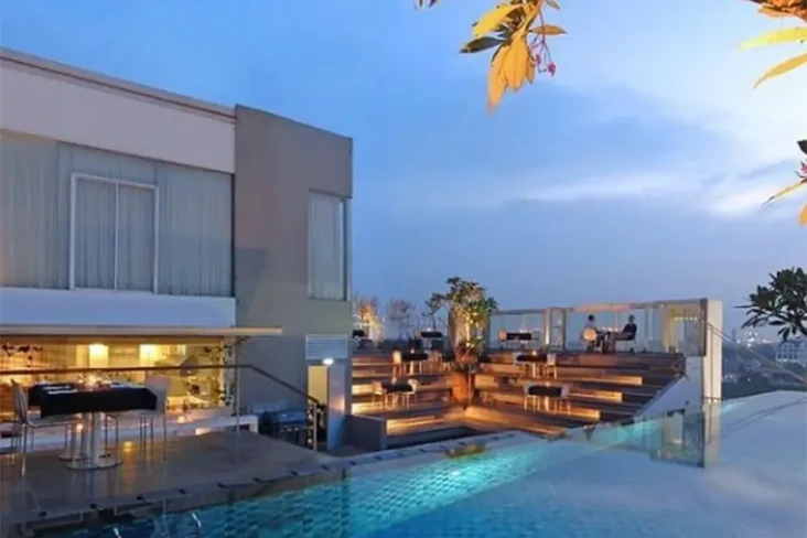 5 Kafe Rooftop di Jakarta...