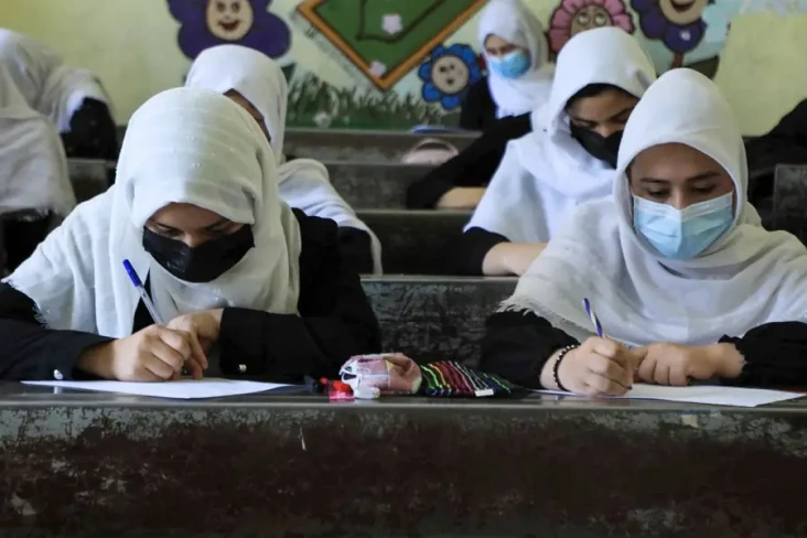 Taliban Umbar Janji,...