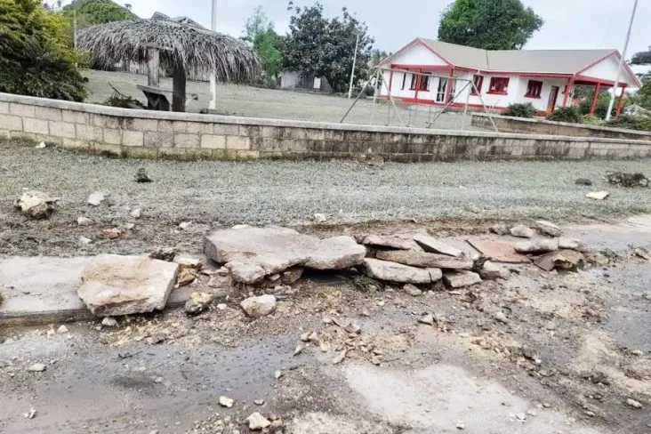 Penampakan Tonga Usai...