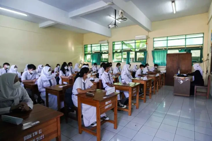 DKI Hentikan Sementara...