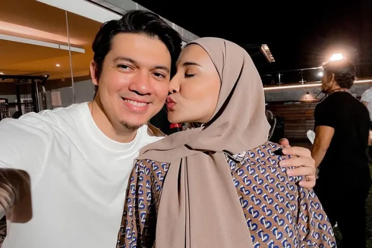 Zaskia Sungkar Blak-blakan...