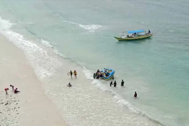 Wisatawan yang Meninggal...