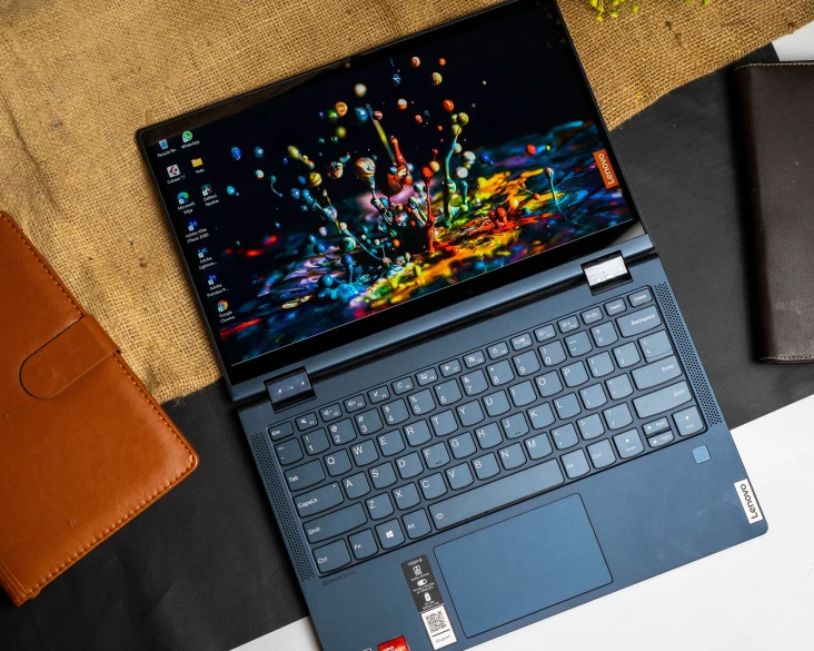 Review Lenovo Yoga 6,...