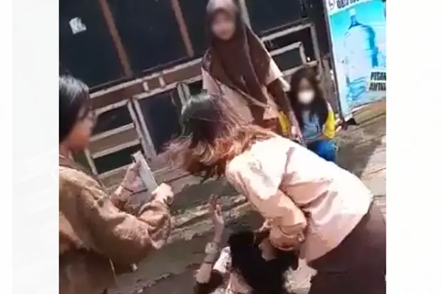 Polisi Tetapkan Satu...