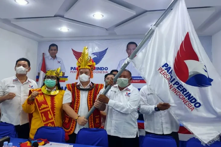 Terima SK Kepengurusan,...
