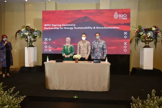 Pertamina Sepakati 4...