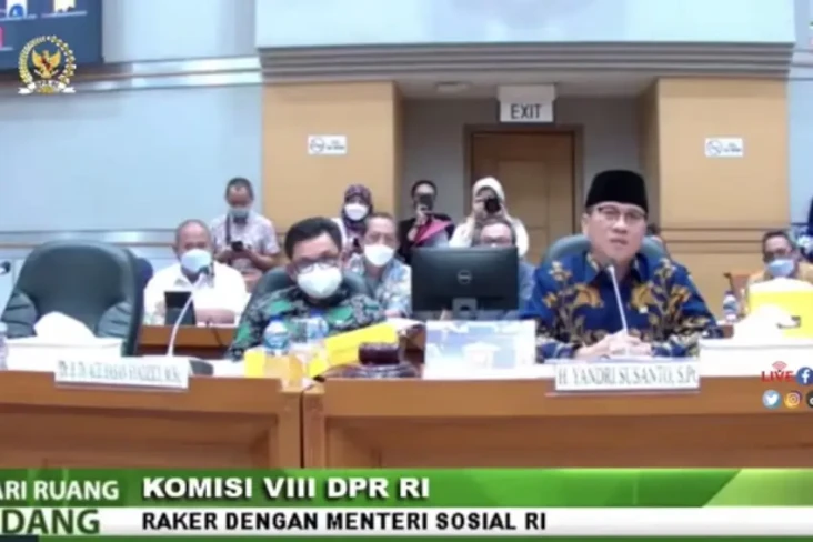Komisi VIII DPR Kompak...