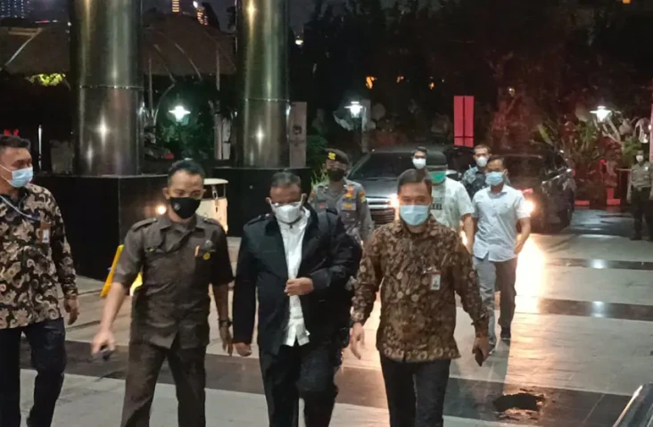 7 Orang Termasuk Bupati...