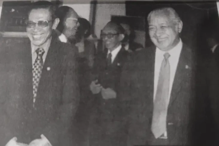 Disegani! PM Singapura...