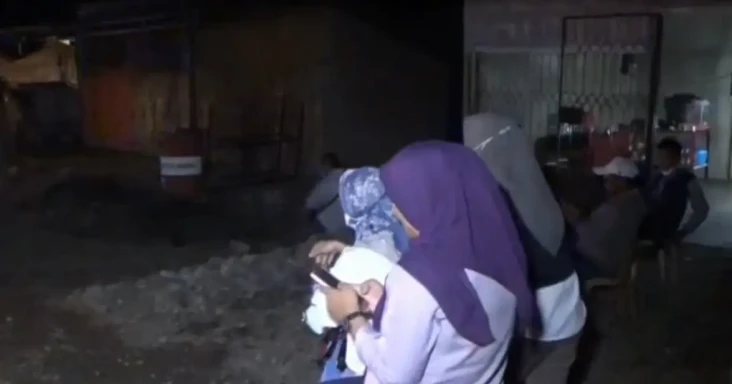 Penampakan Rombongan...