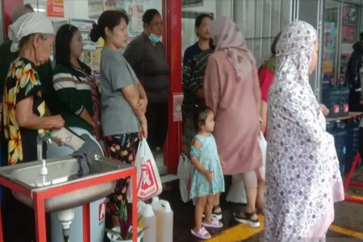 Penampakan Emak-emak...
