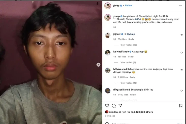 Foto Selfie NFT Ghozali...