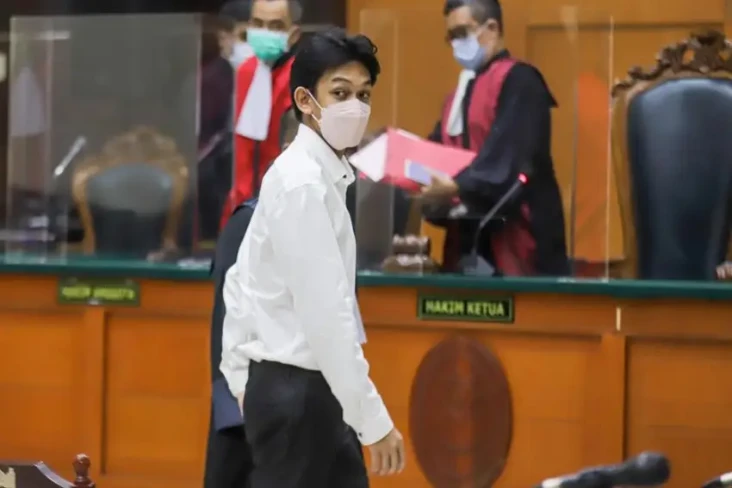 Hakim Nilai Gaga Muhammad...