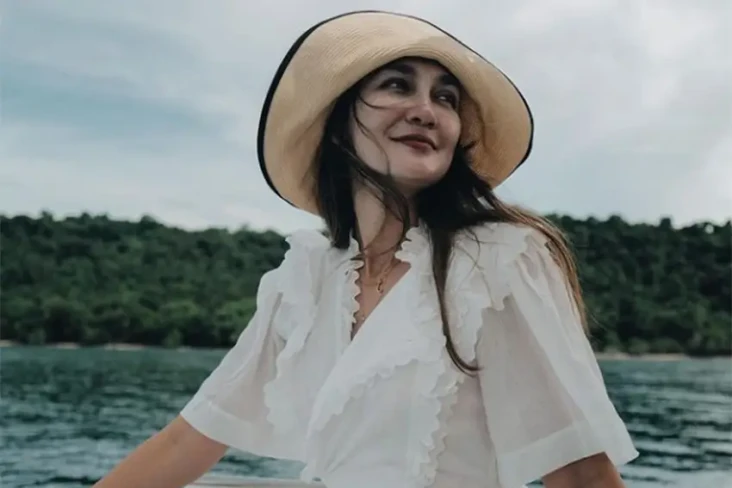 Luna Maya Bekukan Sel...