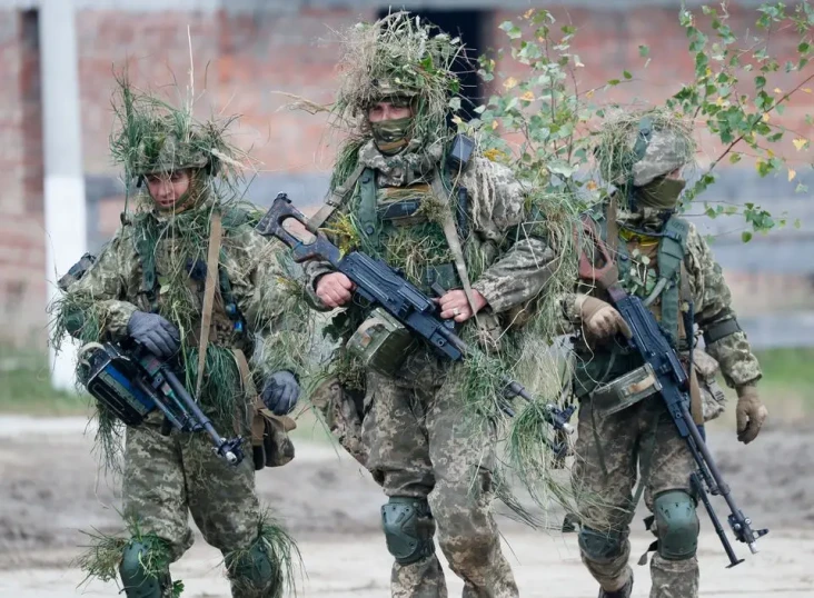 Rusia Sebut NATO Bangun...